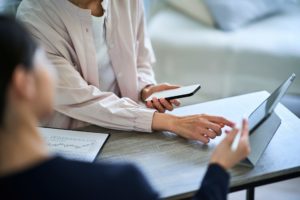 保険見込み客紹介の「リーズサービス」とは？買取型・共同募集型を比較！